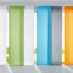 Bunte Schiebegardinen in Rosa, Weiß, Grün, Blau, Grau, Orange und Rot lassen sich toll kombinieren.