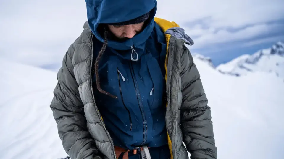 Daunenjacke waschen - so bleibt sie warm und bauschig